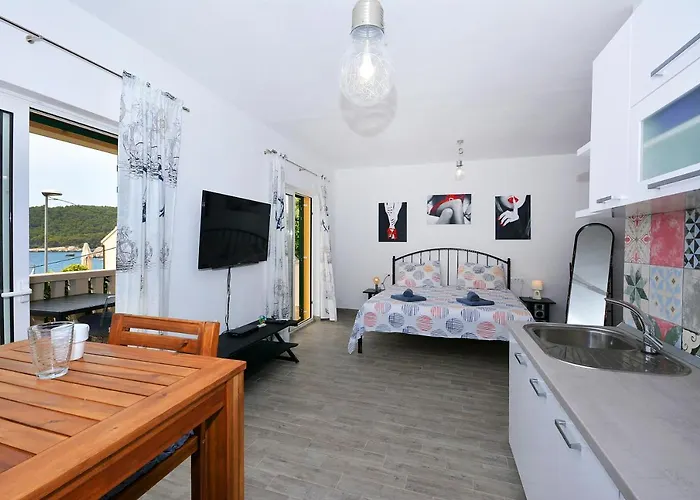 Sea View Luxury Apartments, Ala Da