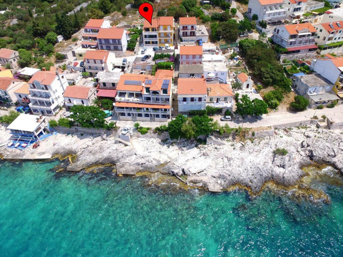Sea View Luxury Apartments, Ala Da *