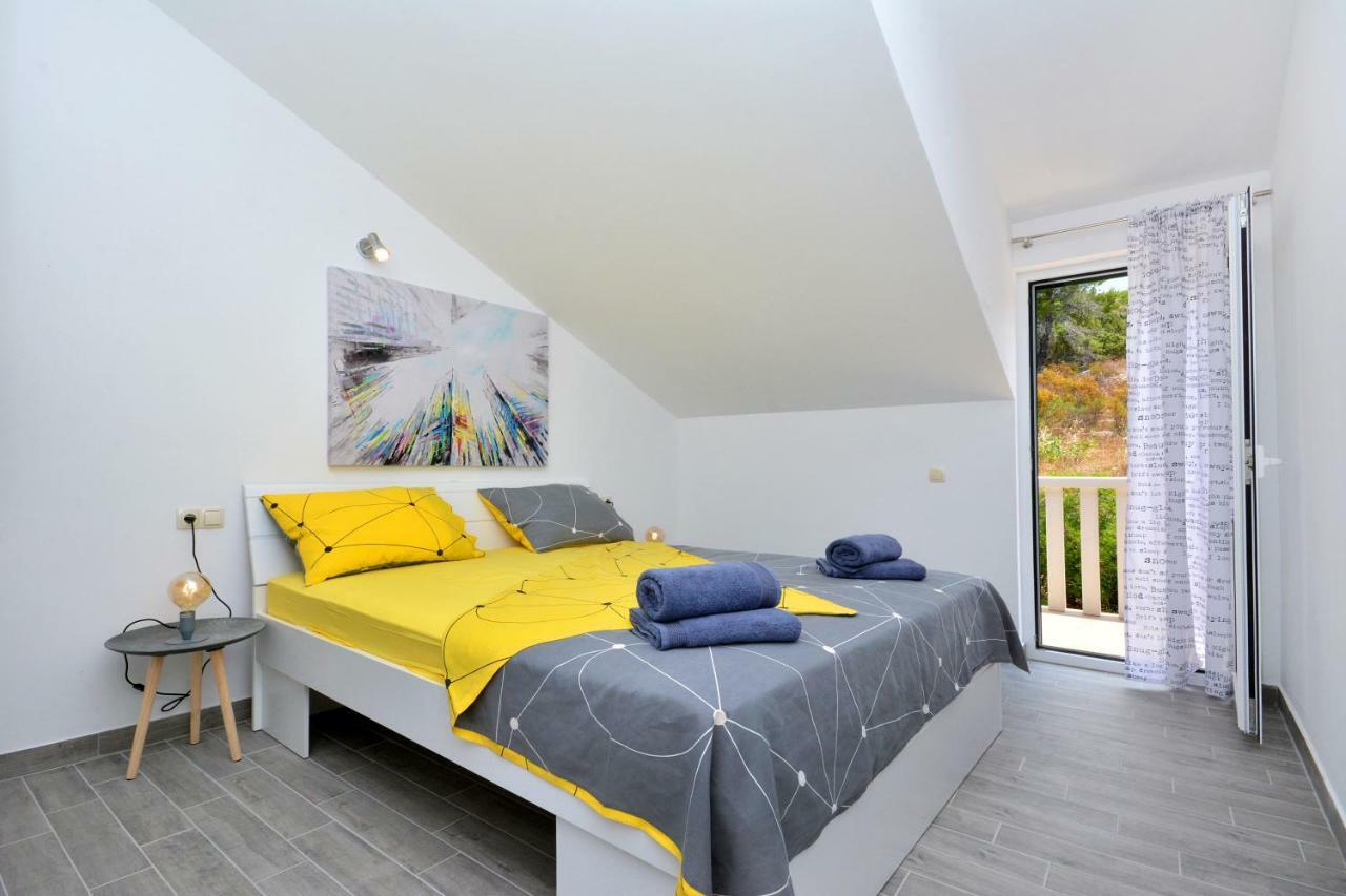 Apartment Sea View Luxury Apartments, Ala Da Milna (Hvar)