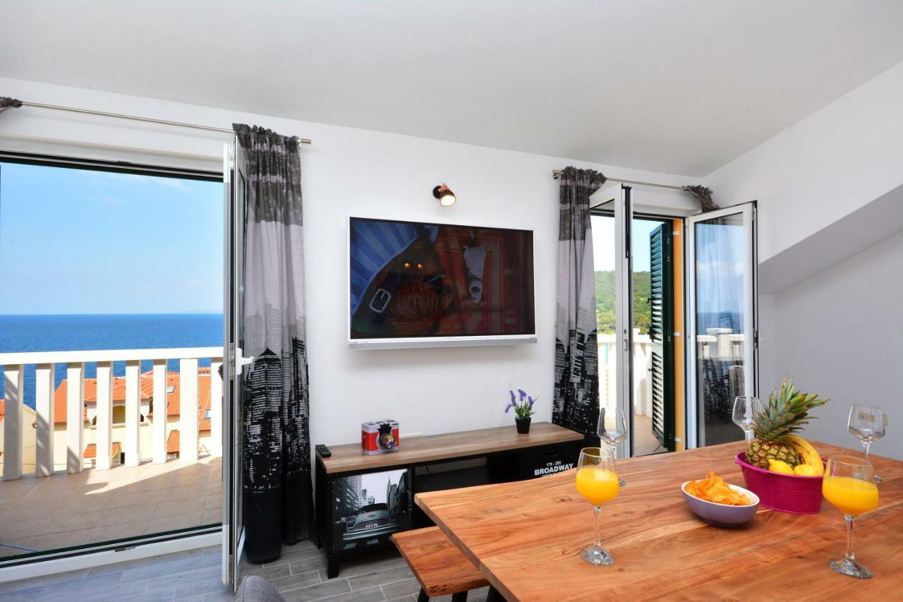 Sea View Luxury Apartments, Ala Da
