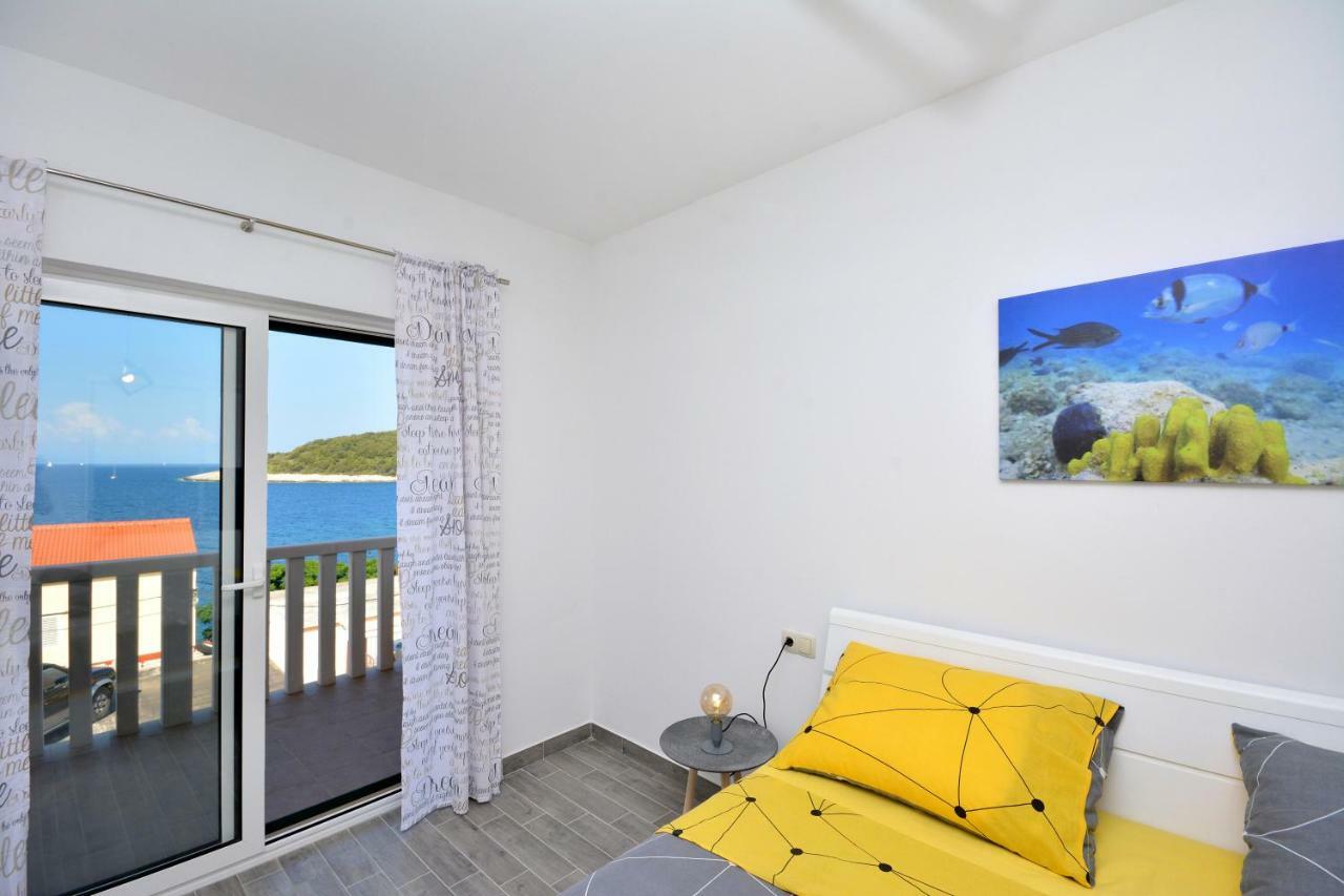 Sea View Luxury Apartments, Ala Da *